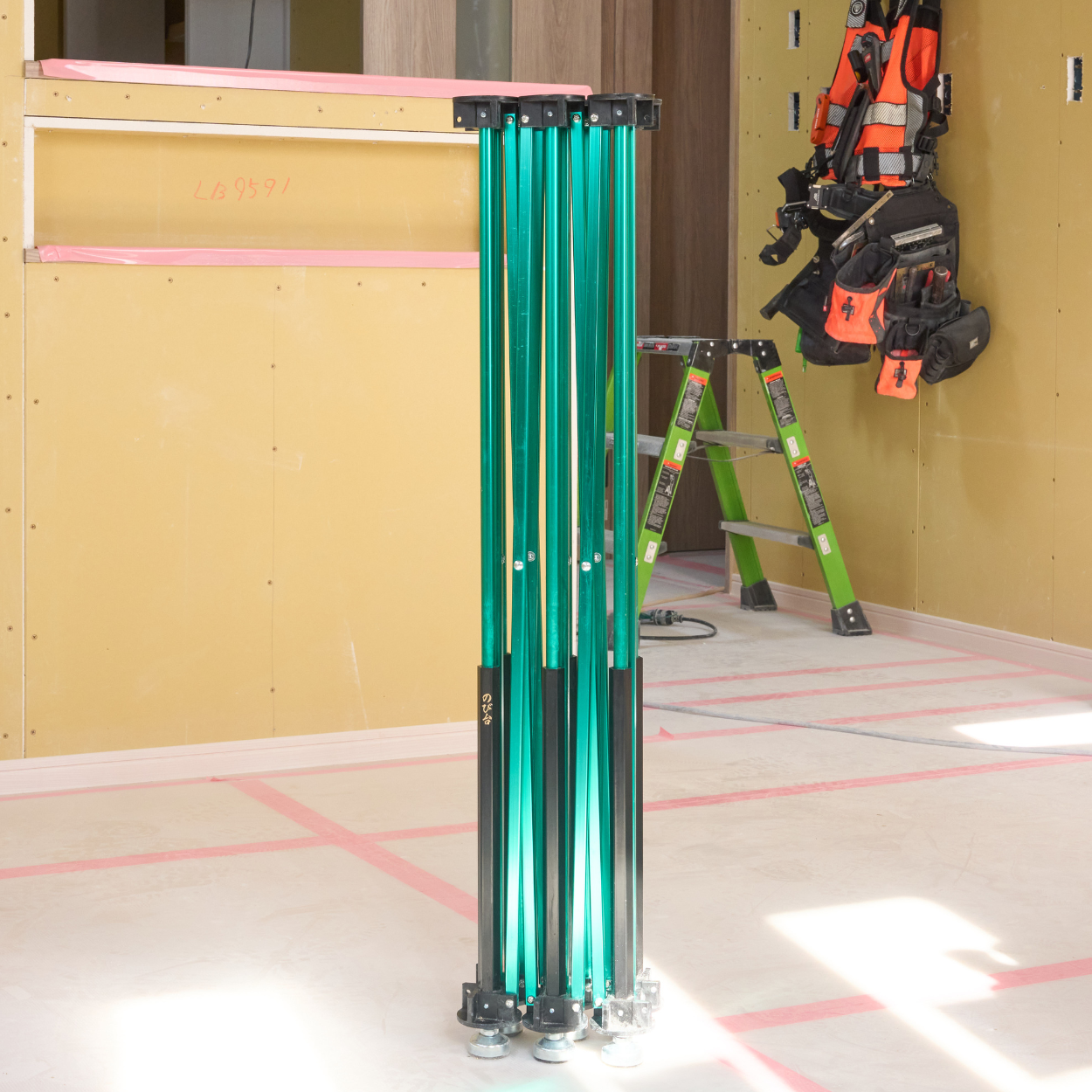 のび台 グリーン W1400H650 W700H650