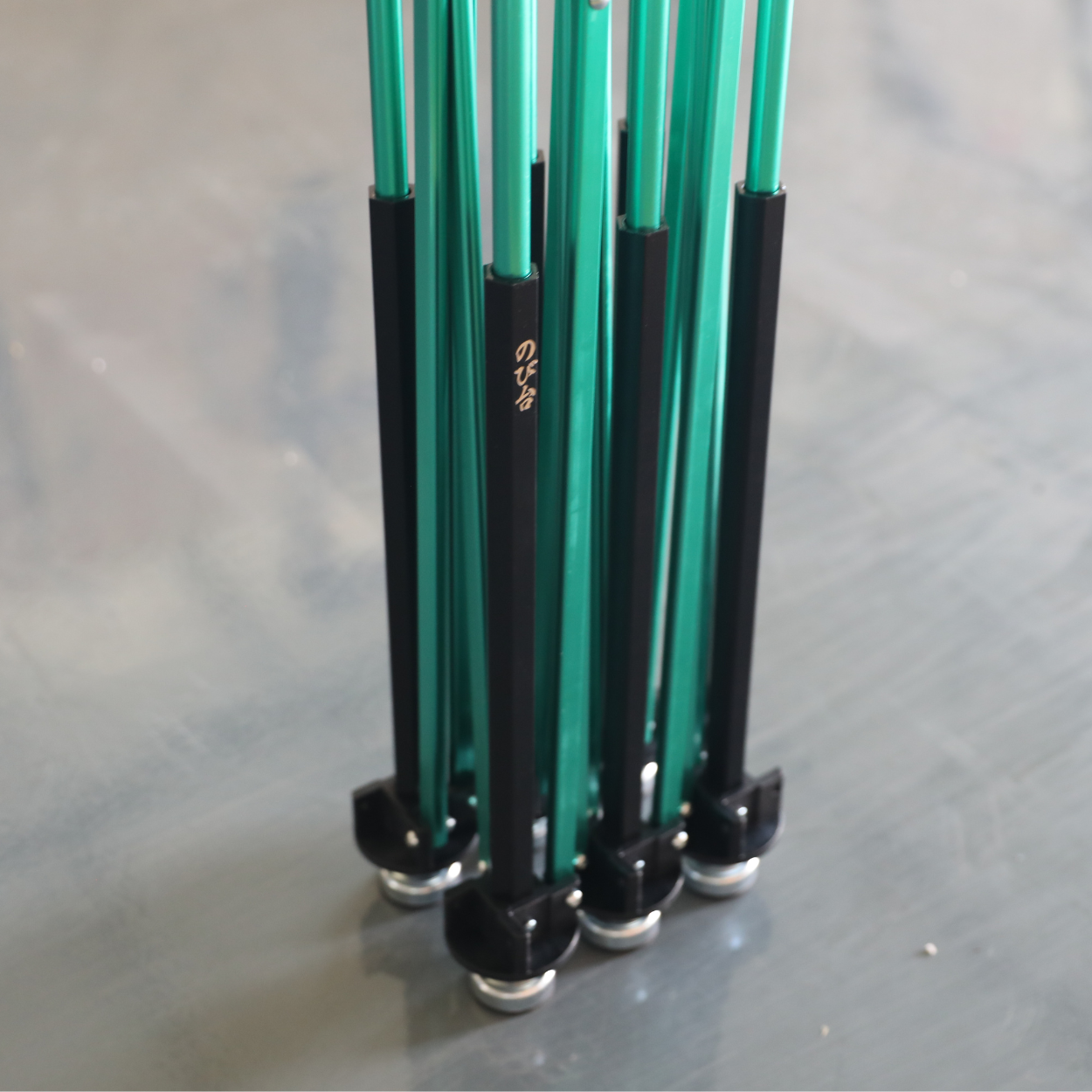 のび台 グリーン W1400H650 W700H650